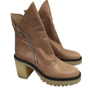 Free People Womens Jack Zip Ankle Boots V-shaped Cut Leather Tan Size US 8.5